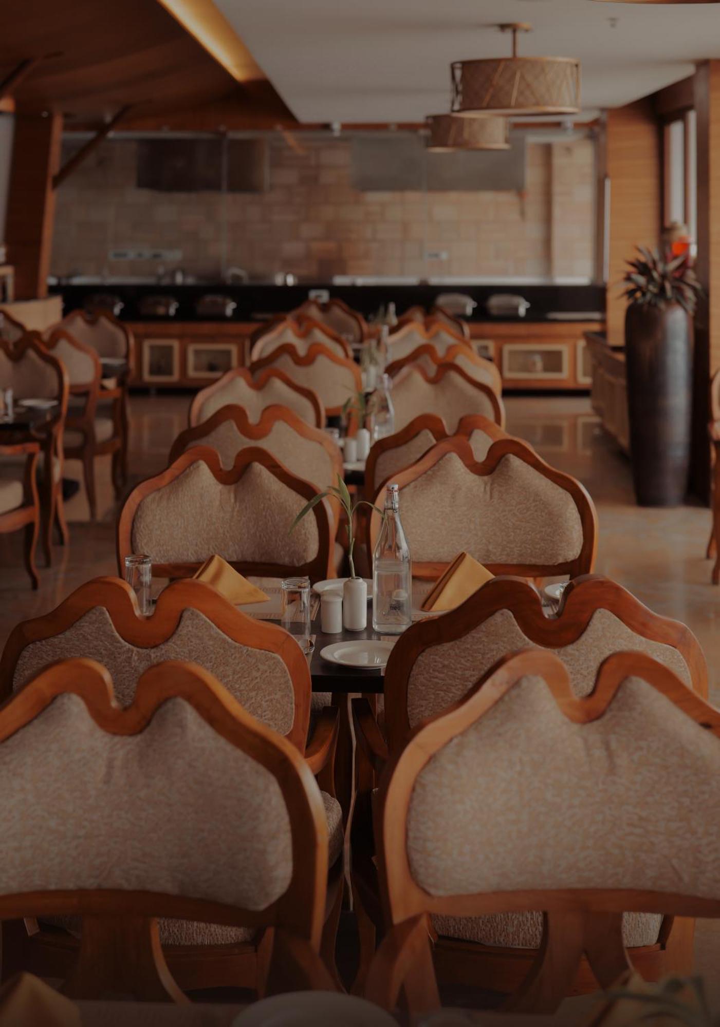 Amber Dale Luxury Hotel & Spa, Munnar Ngoại thất bức ảnh