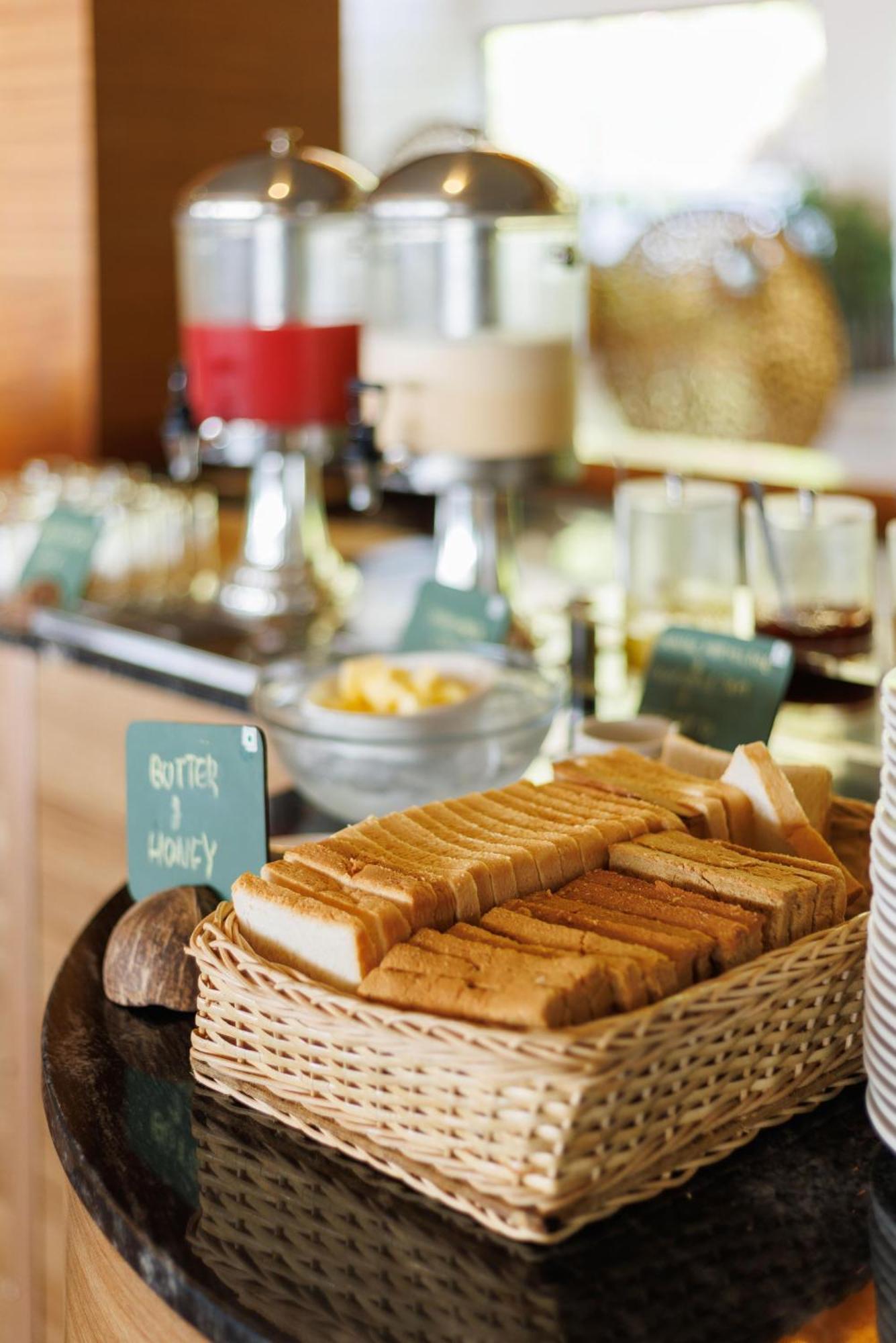 Amber Dale Luxury Hotel & Spa, Munnar Ngoại thất bức ảnh
